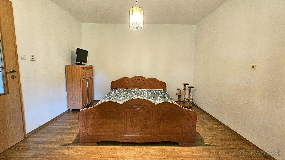 Predaj rodinný dom Nitra - Veľký Lapáš, pozemok 2780 m2 - 10