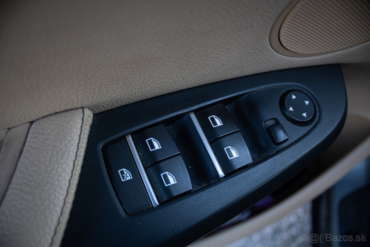 BMW X3 xDrive20d A/T - 10