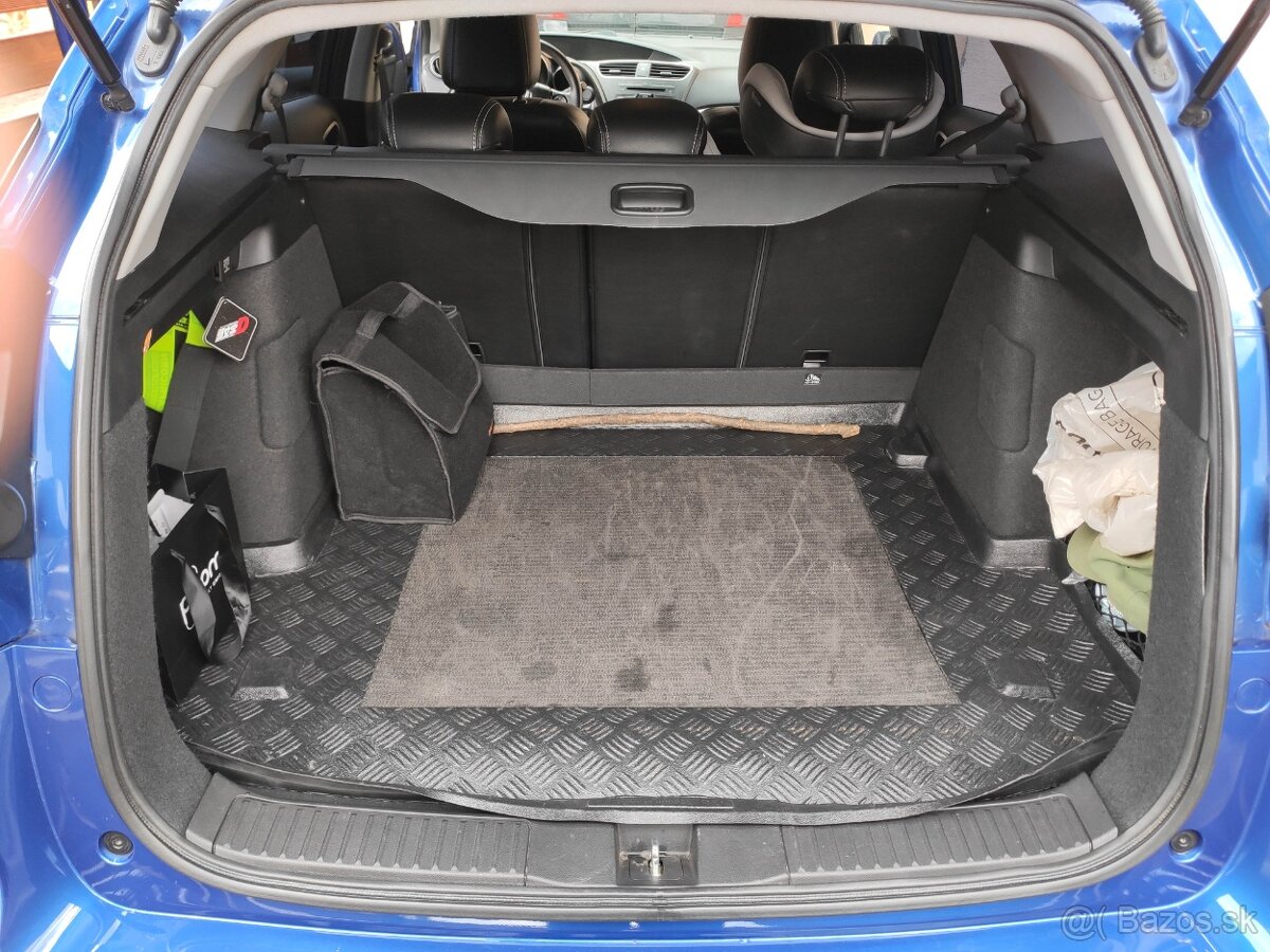 Honda Civic Tourer - 10