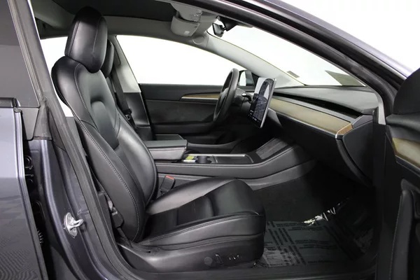 Tesla model 3 Performance Dual Motor AWD 377 kW - 10