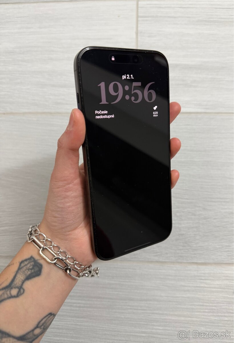 iPhone 16 Pro Max 1TB Black Titanium - 10