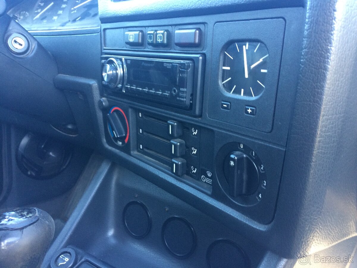 Bmw e30 touring - 10