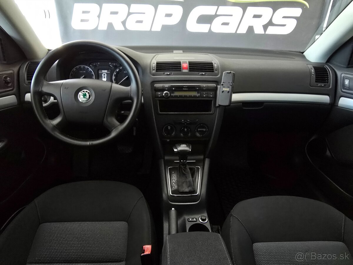 Škoda Octavia Combi 1.9 TDI Ambiente DSG - 10