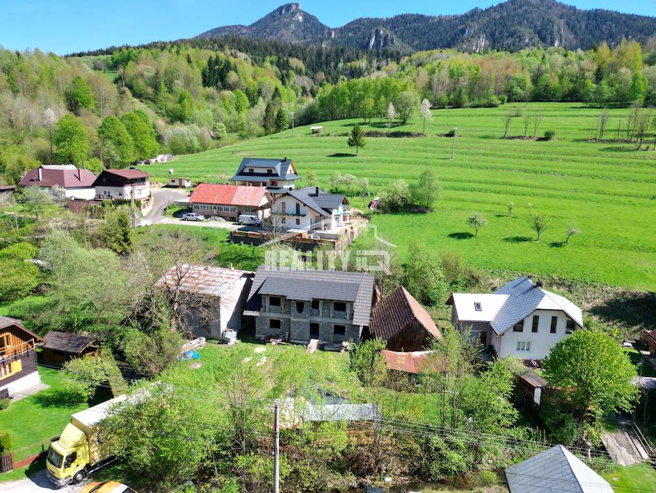 Exkluzívne na predaj 4-apartmánový dom, Terchová - REZERVOVA - 10