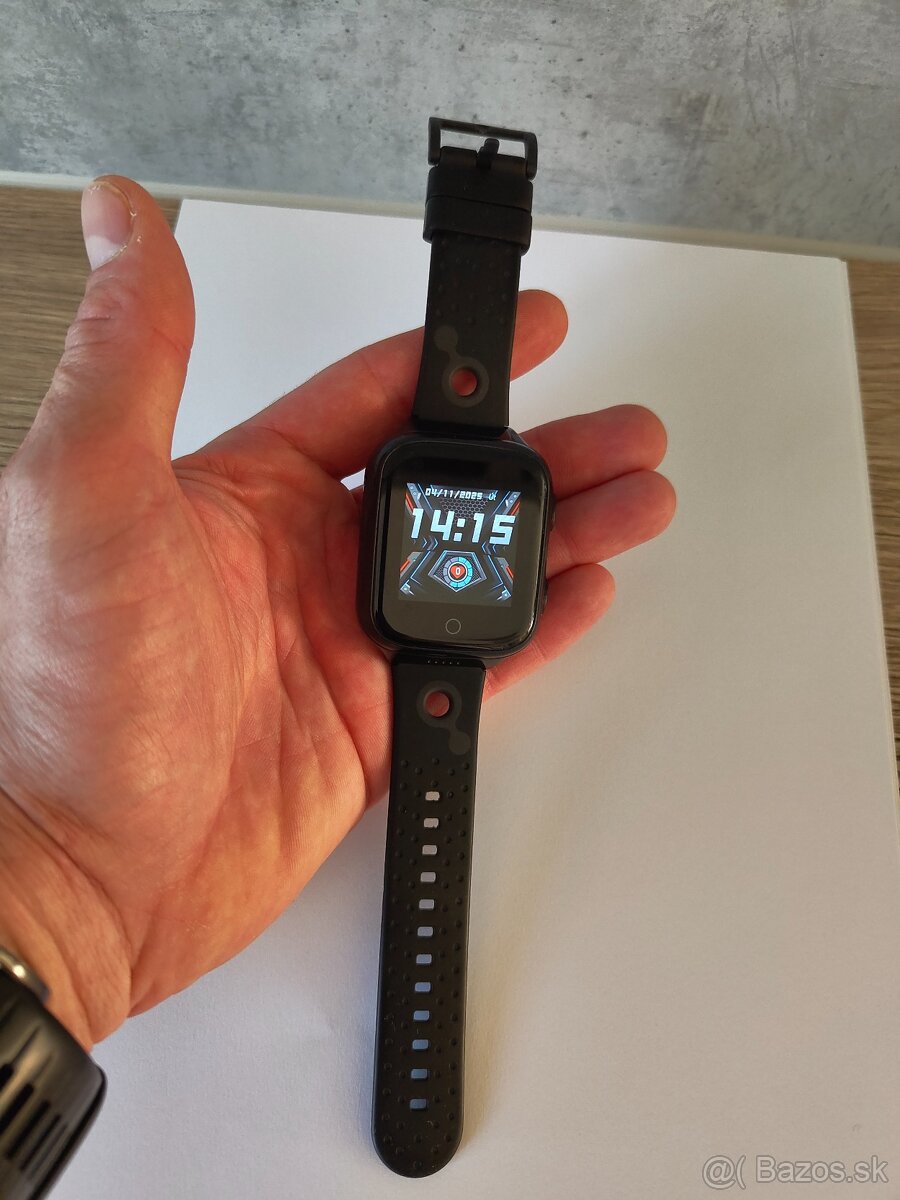 Detské smart hodinky Carneo GUARDKID+ 4G Platinum - 10