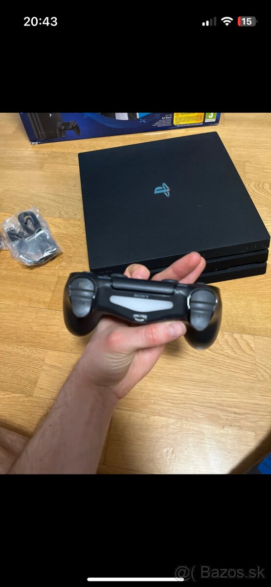 PS4 PRO - 10