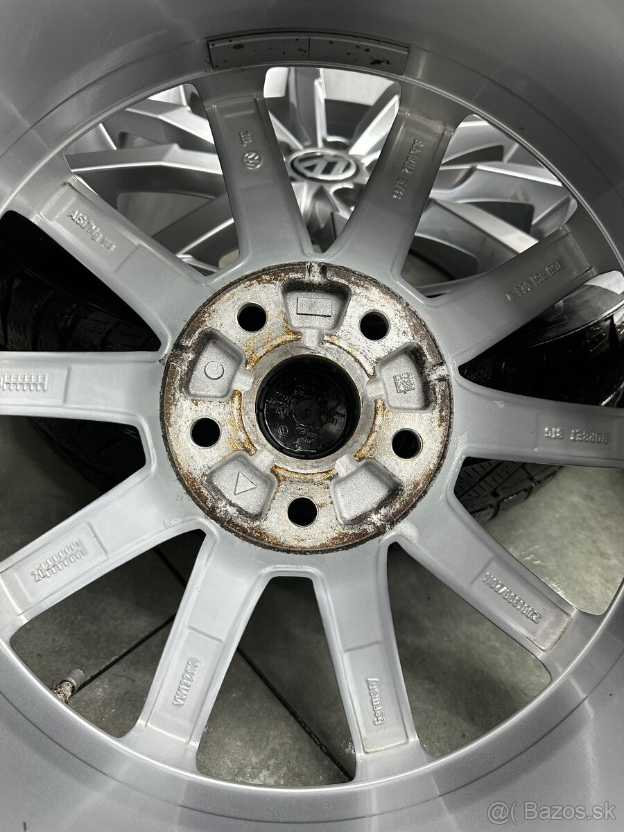 5x112 r18 Monterrey Passat b8 top stav - 10