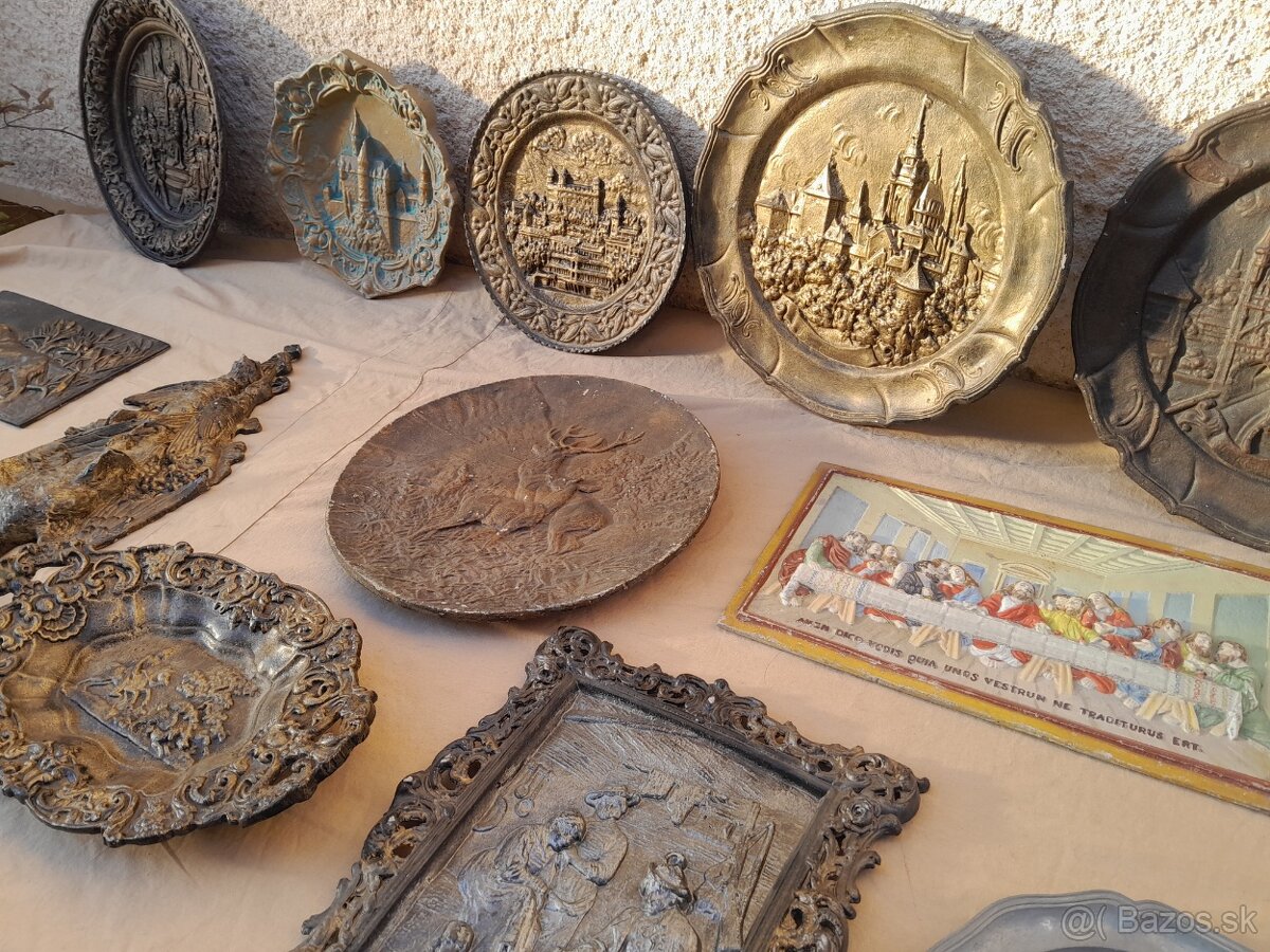 Liatinové ozdobné taniere. - 10