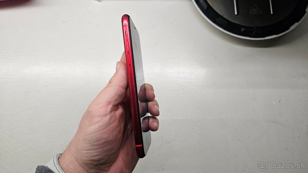 Apple iPhone 11 RED product 64GB - 10