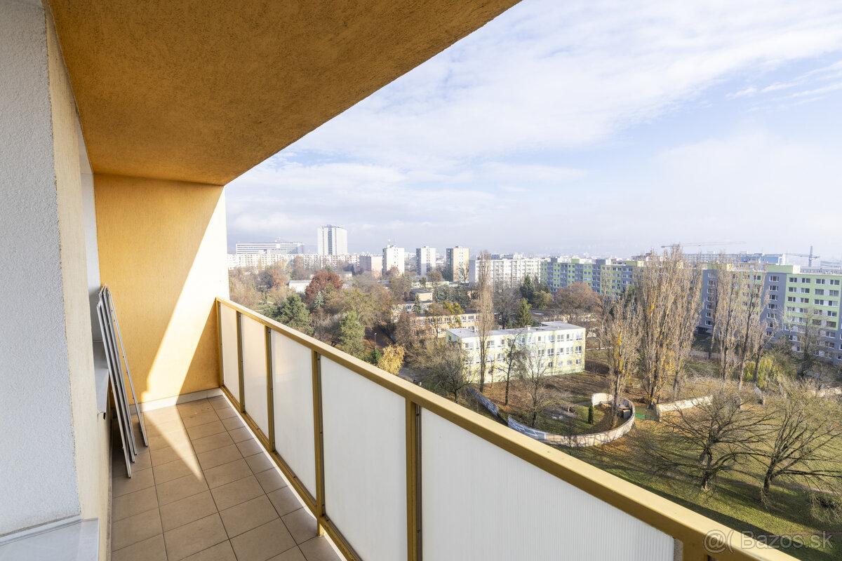 Slnečný 3 izbový byt s krásnym výhľadom, Poľovnícka, Terasa - 10