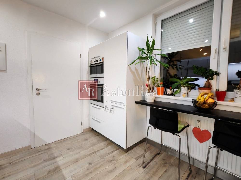 IBA U NÁS Elegantný 3+1 byt, lodžia,kompletná rekonštrukci - 10