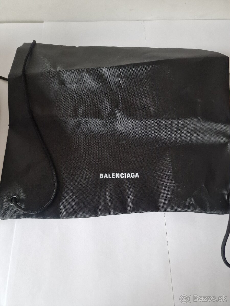 Balenciaga 3xl - 10