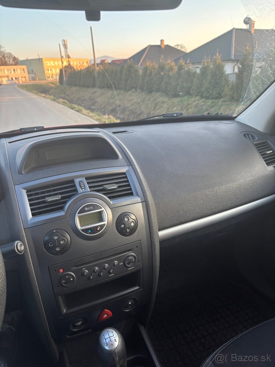 Renault Megane 2009 - 10