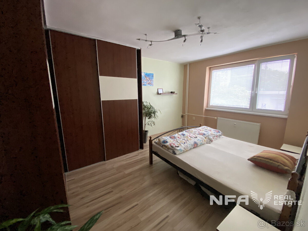 Moderný a kompletne zariadený 2-izbový byt v Novej Bani - 10