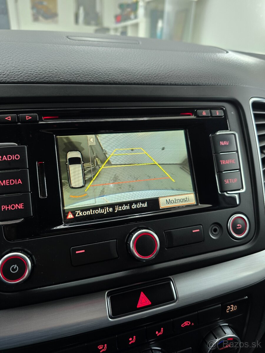 Na predaj VW Sharan 2.0TDi 103kw 4 Motion - 10