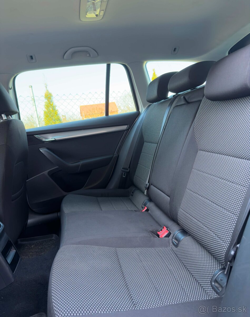 Škoda Octavia 3 Combi 1.6 TDI 77kw - 10