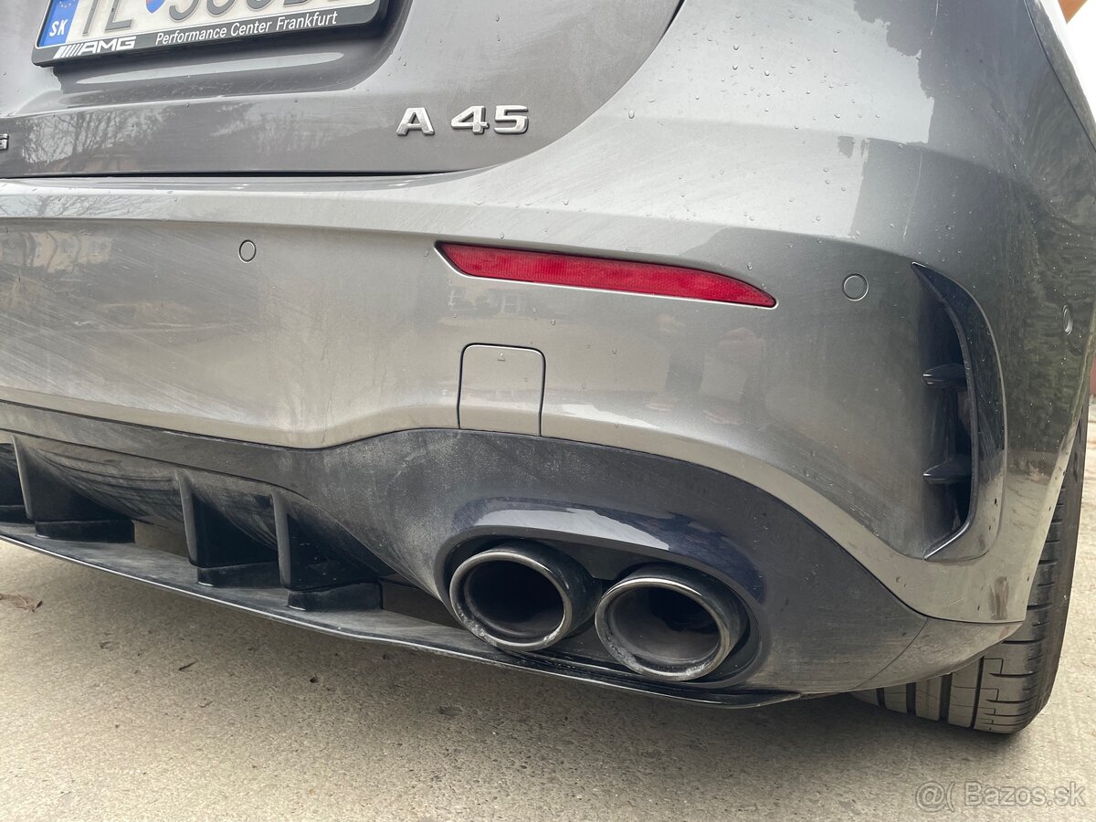 Mercedes benz A 45 AMG - 10