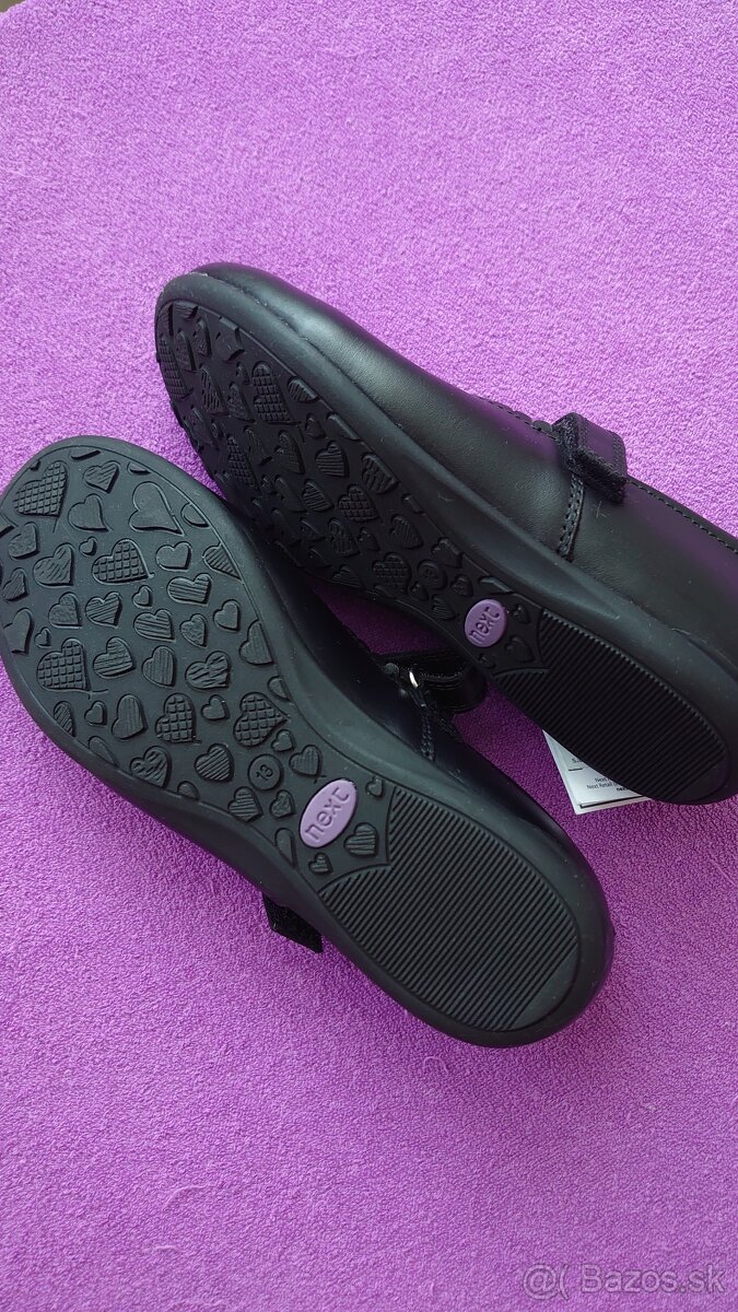 Next nové s visačkou nádherné kožené čierne topánky - 10