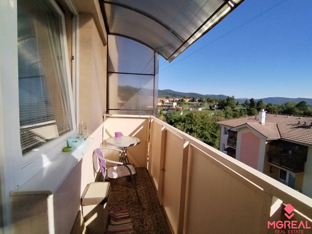 Predaj 4 -izbového bytu - Pukanec - 10