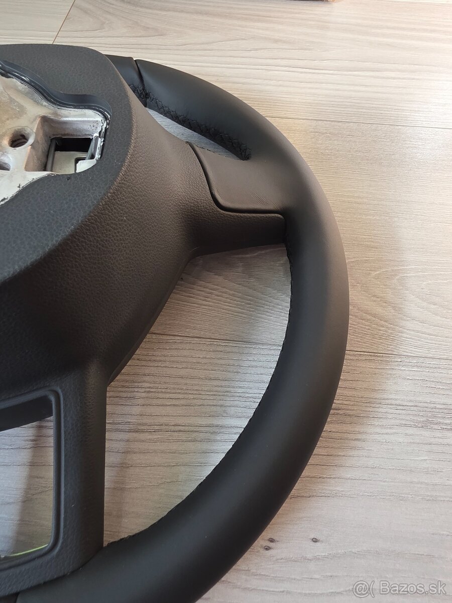 Nový MULTIFUNKČNÍ volant Škoda - 10