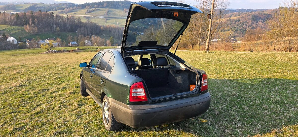 Škoda Octavia 1.8T 4x4 sedan - 10