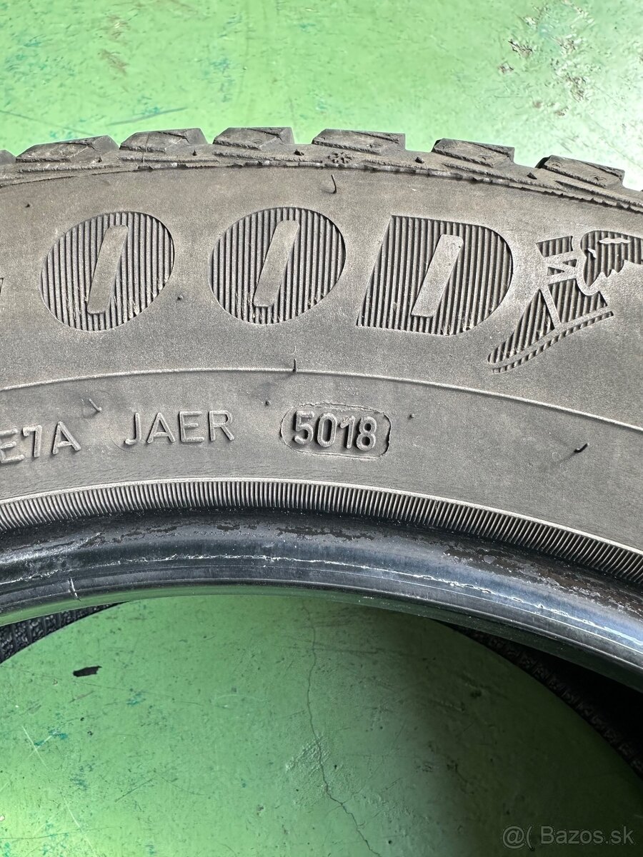 235/55 R17 103H GOOD YEAR VECTOR 4 SEASONS G2 - 10