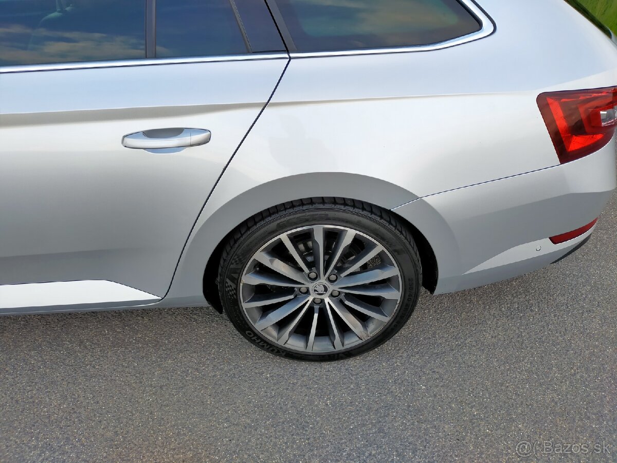 Skoda Superb 4X4 Laurin Klement - 10