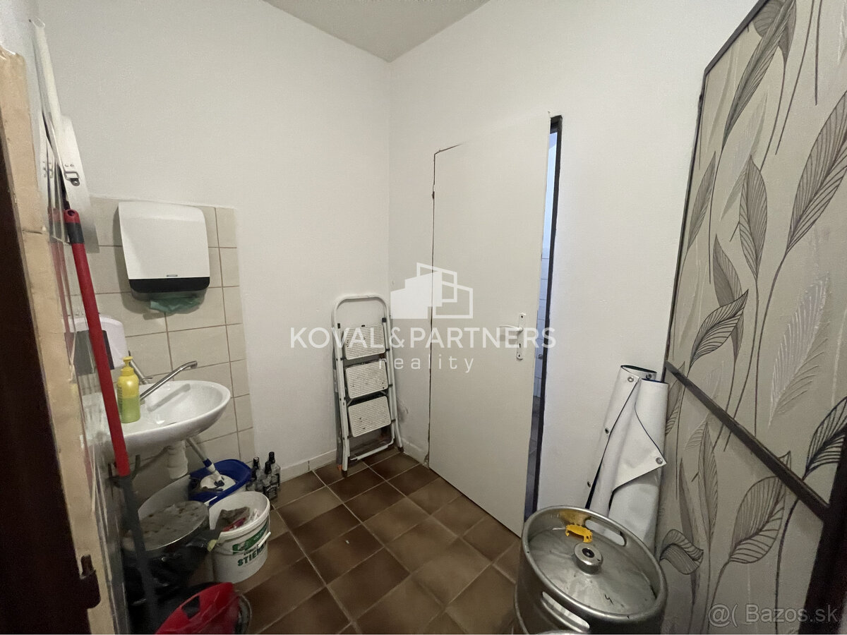 Na predaj Podnikateľský objekt v Jelšovciach - 10