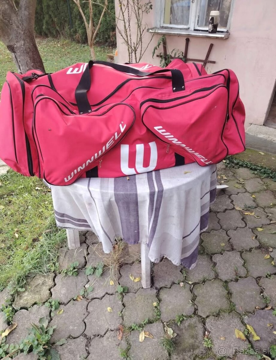 Hokejová výstroj - 10