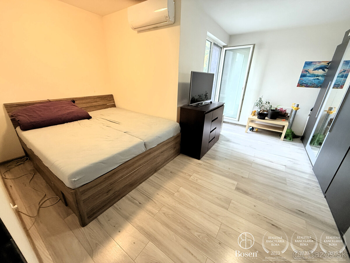 LOYALTERS | 5 izbový rodinný dom v dvojdome - Stupava - 10