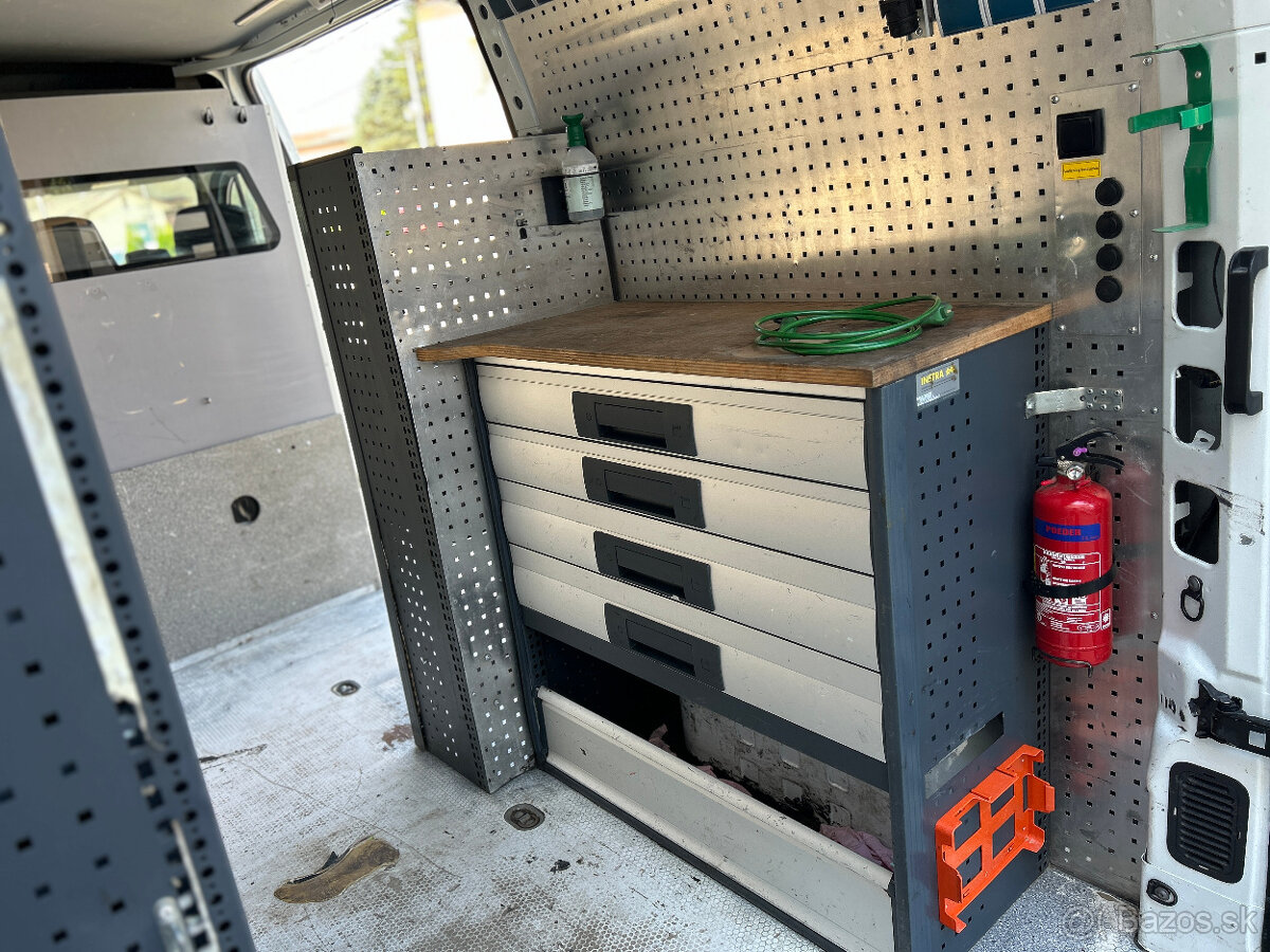 Renault Master L2H2 - exkluzívna pojazdná dielňa BOTT, DPH - 10