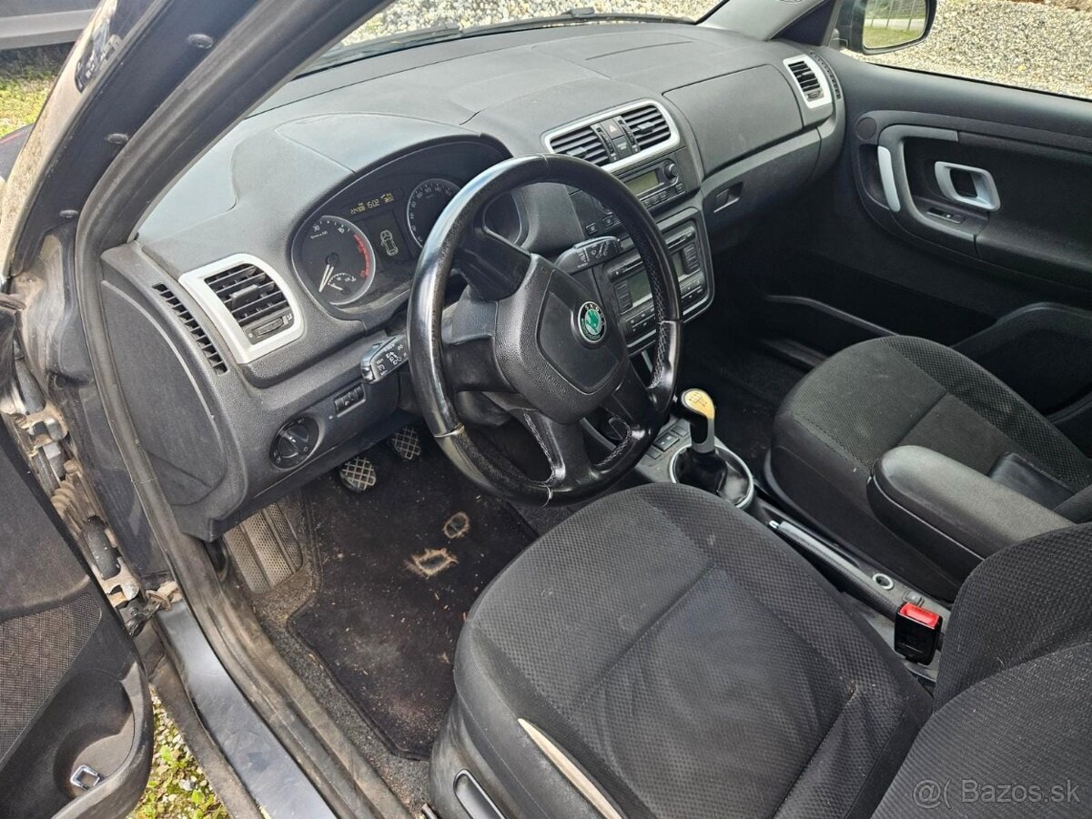 Škoda Fabia 1.4tdi 59kw model 2011 - 10