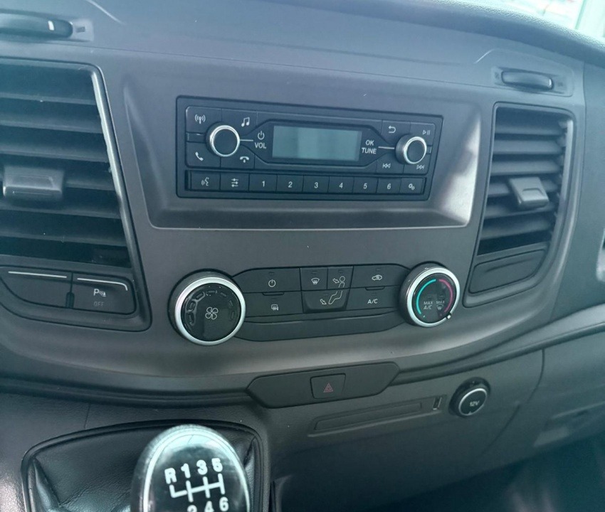 Ford Transit Custom EcoBlue 2.0TDCi, 3 miestny, SK ŠPZ - 10