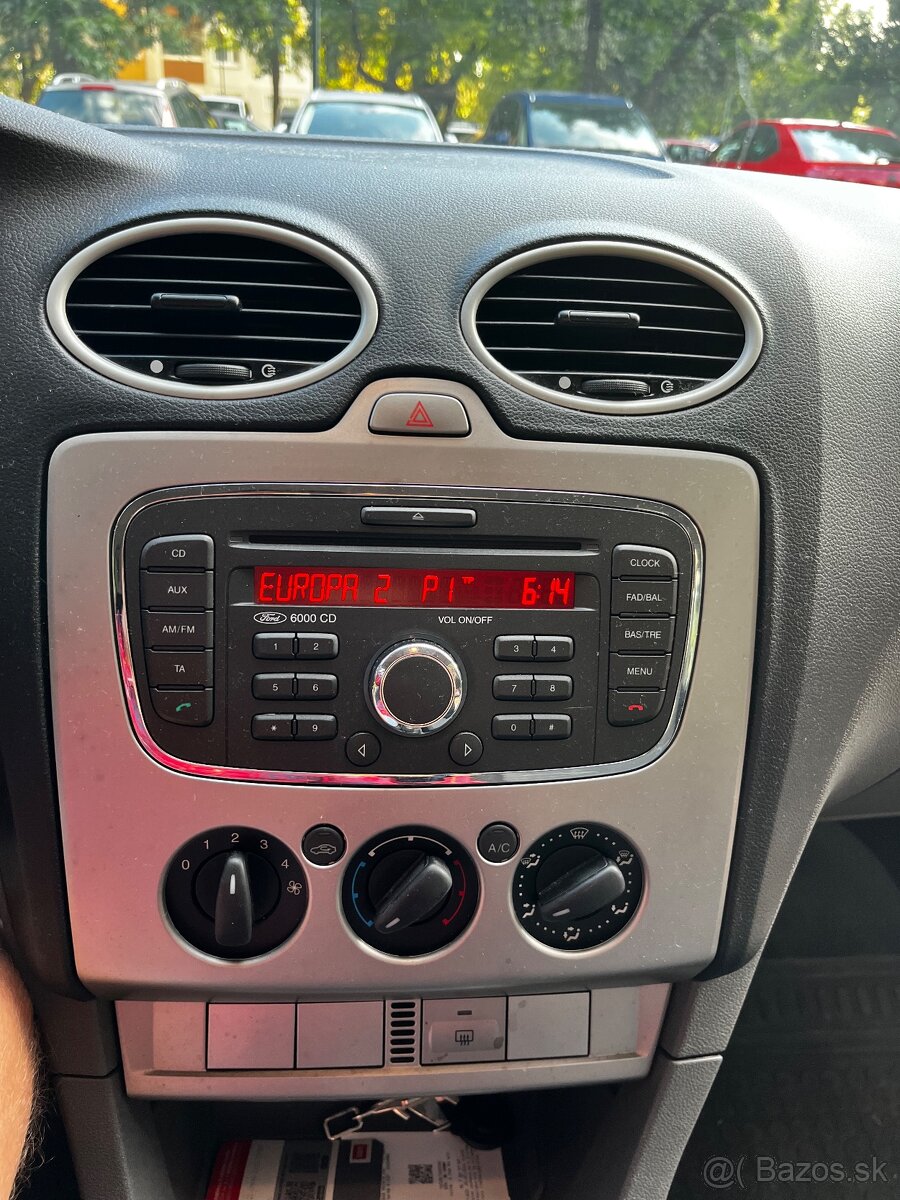 Ford Focus combi 1.6 Tdci - 10