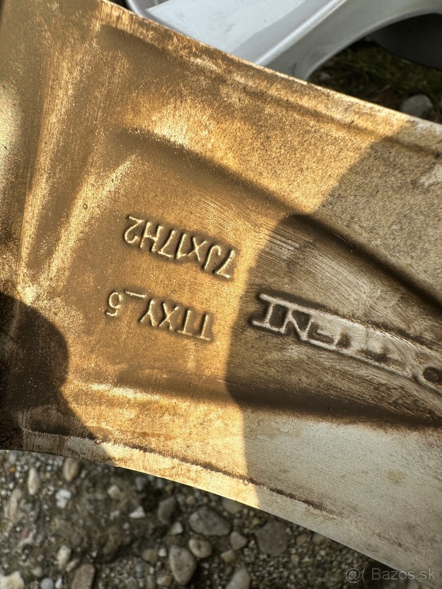 Predám zimnú sadu 5x112 225/55 r17 VW - 10