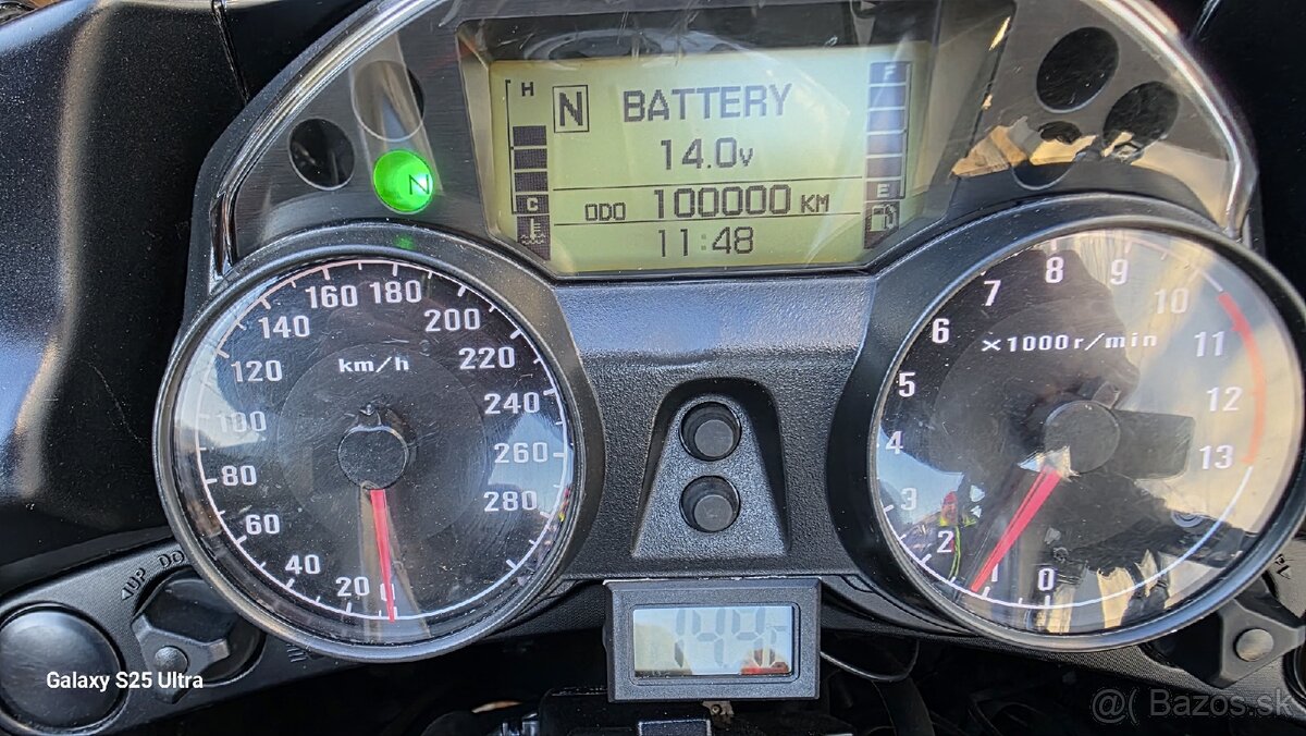 Kawasaki gtr 1400 - 10