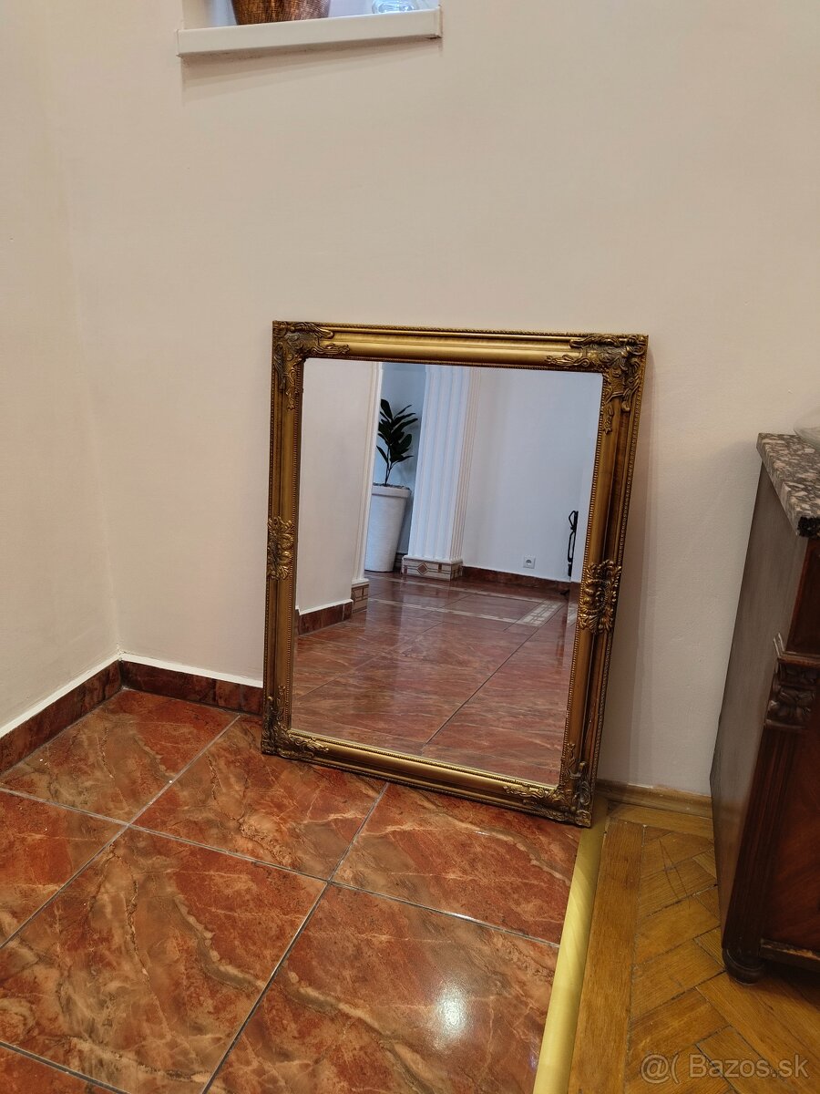 Nabytok v zachovalom stave - 10