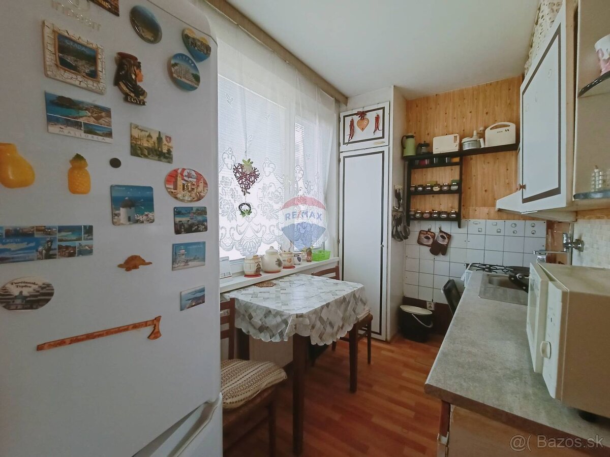 3izbový byt s balkónom a rýchlou dostupnosťou na D1 - 10