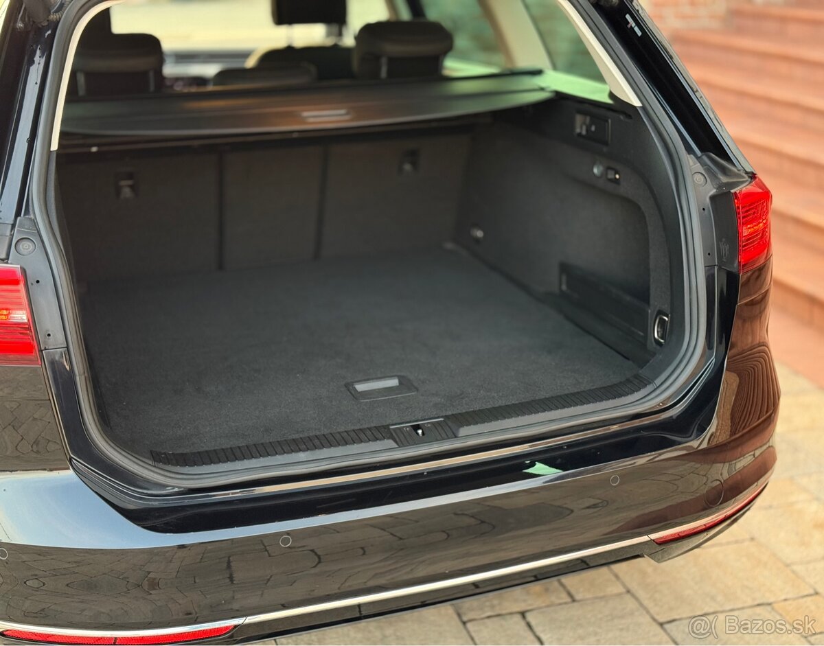 VW Passat HIGHLINE 2.0 TDi 110kW 2019 Matrix Virtual Ťažné - 10
