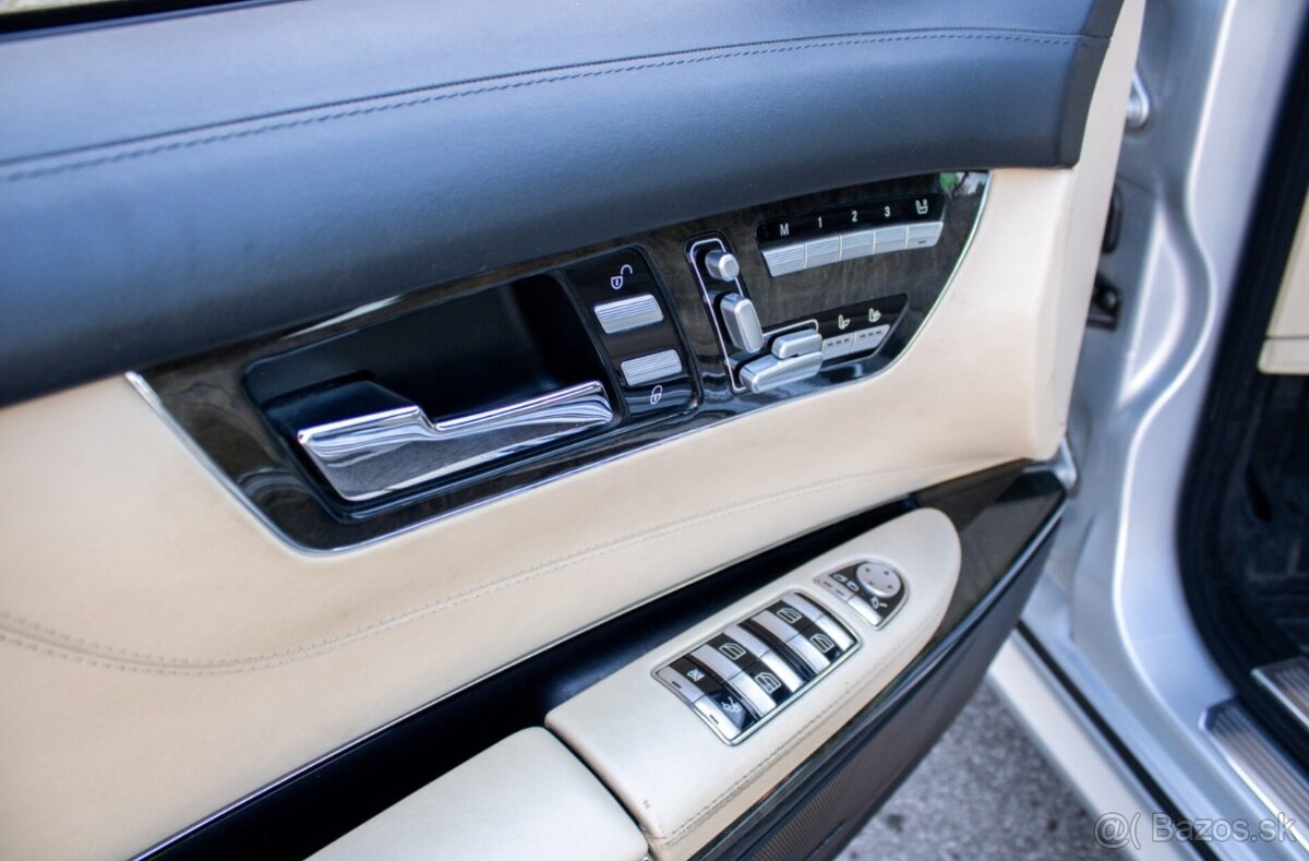 Mercedes-Benz CL 500 V8 - 10