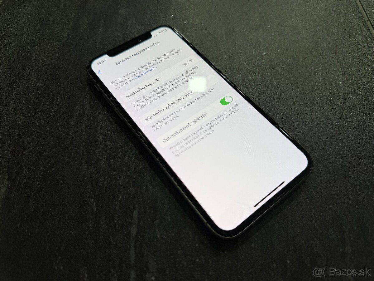 Apple iPhone X 64 GB v striebornej farbe Silver - 10