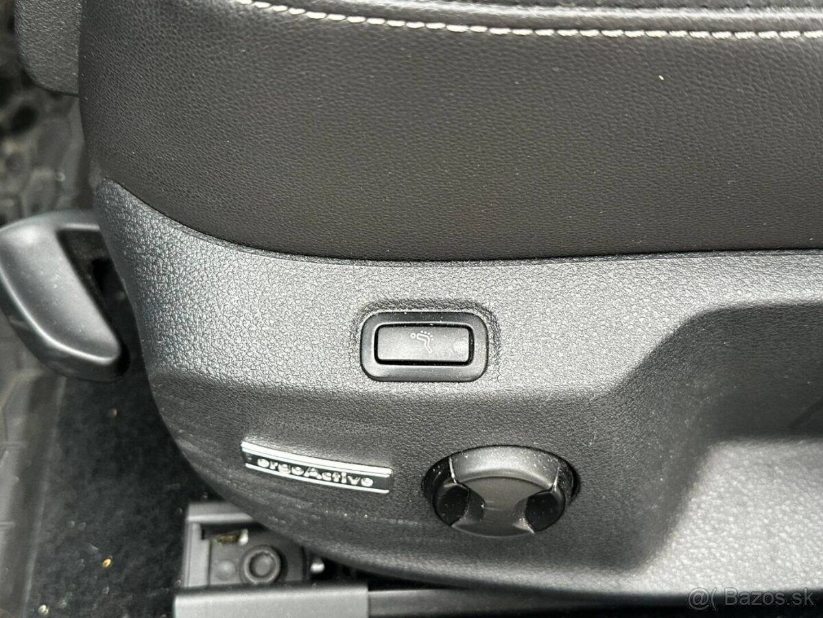 Volkswagen Golf 1.6 TDI DSG - 10