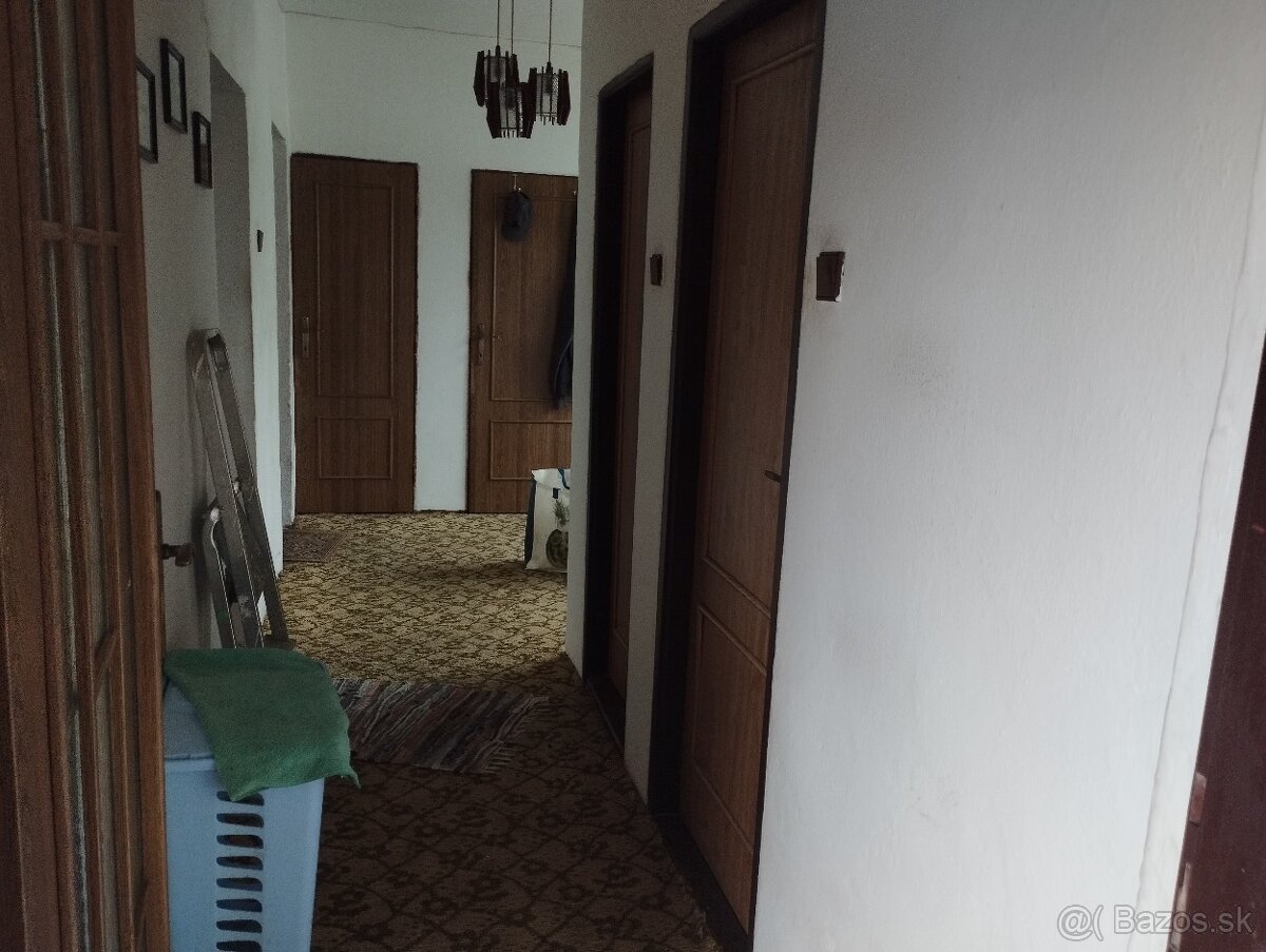 Predám rodinný dom Martin-Strane - 10