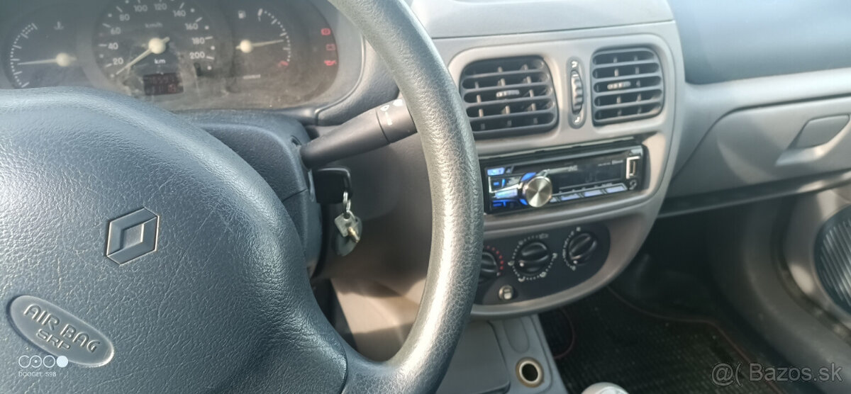 PREDAM RENAULT CLIO - 10