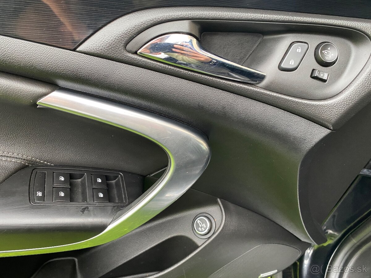 Opel Insignia Sports Tourer SW 2015 - 10