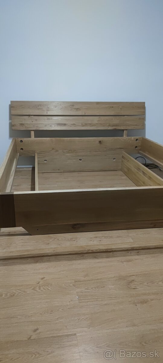 Dubová postel - 10