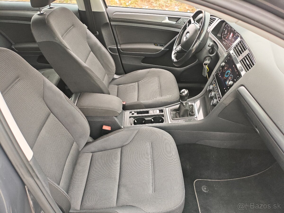 Volkswagen golf 7 combi 1,6 TDI Trendline 5/2018 - 10