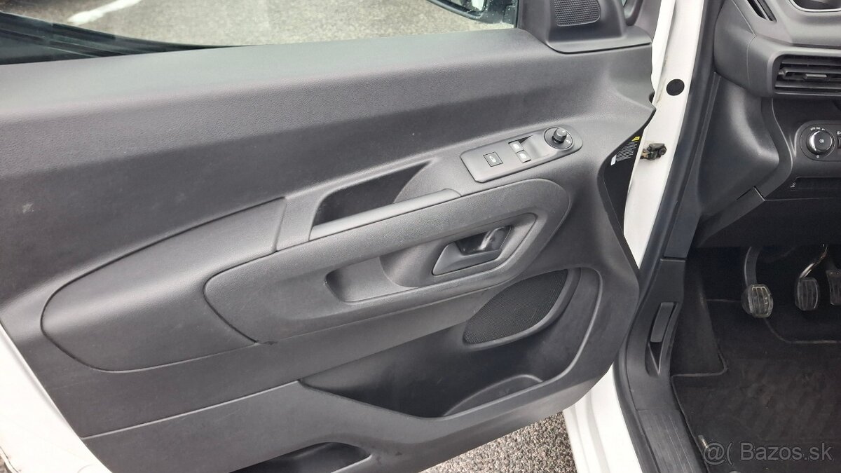 Opel Combo 1.5 CDTI - 10