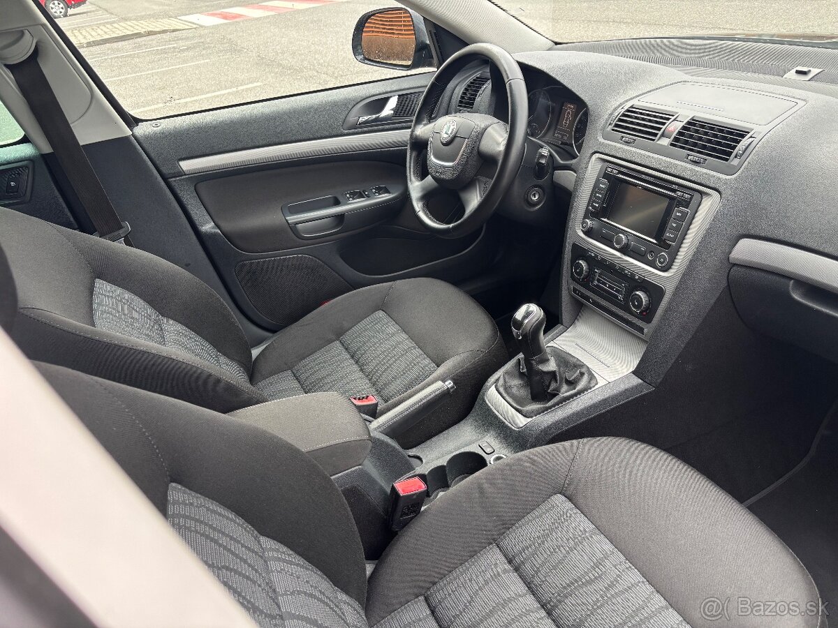 Škoda Octavia 2 - 10