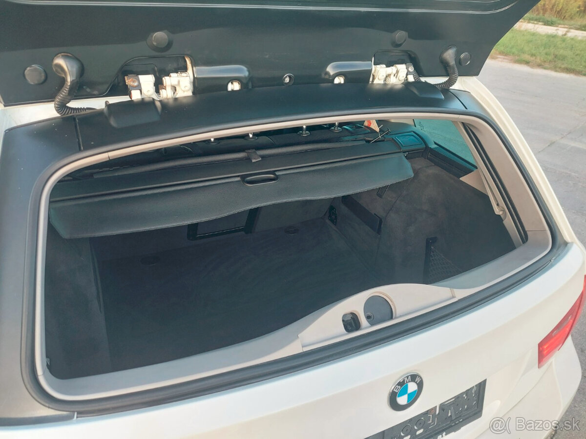 BMW Rad 3 Touring 320d xDrive A/T - 10